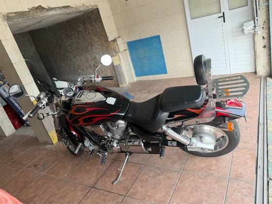 HONDA VTX 1800C HONDA VTX 1800C